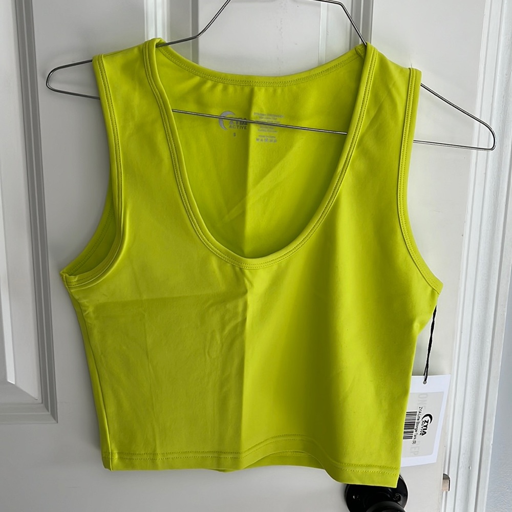 NWT Zyia cropped tank